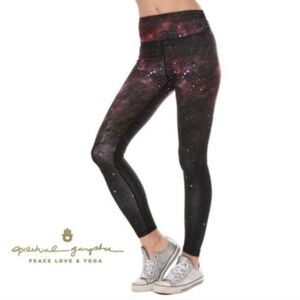 Spiritual Gangster Essential Galaxy Print Legging, Color Wildberry Size S